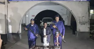 ফরিদপুরে যৌথবাহিনীর অভিযানে অস্ত্র-সরঞ্জামসহ আটক ১